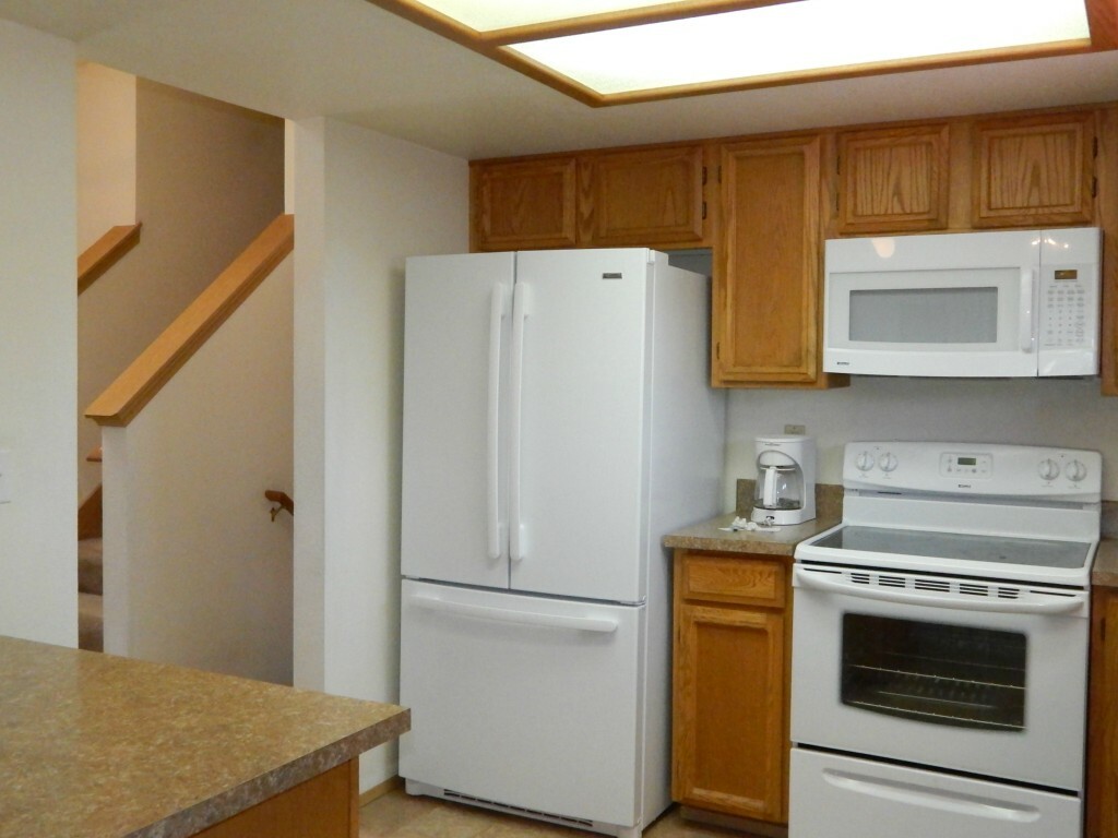 Property Photo: 1230 Summerfield Dr SE WA 98513