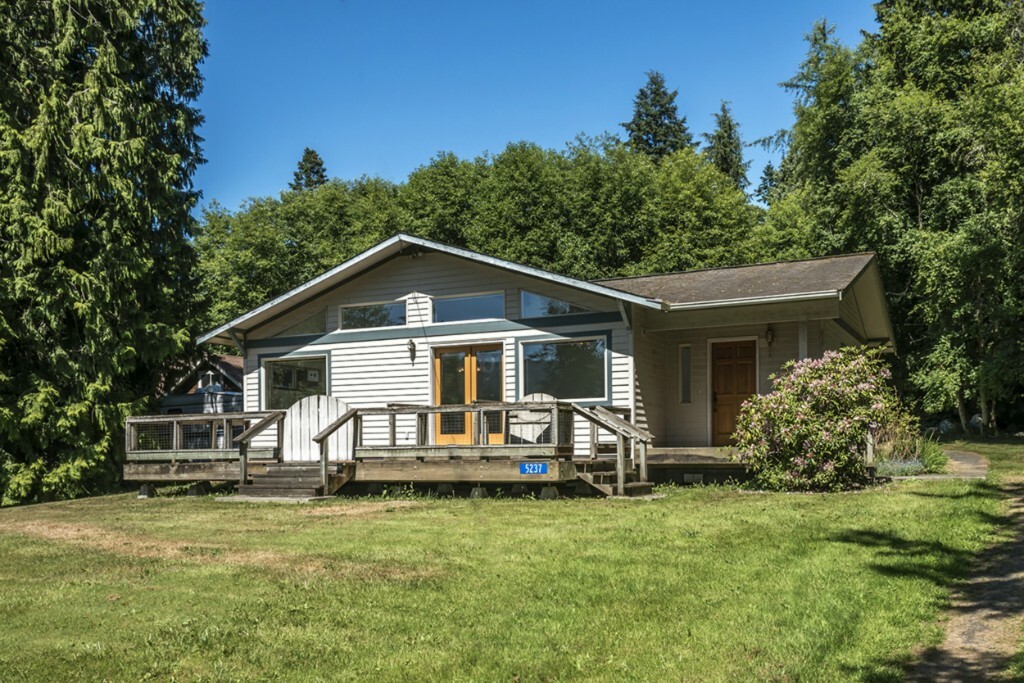 Property Photo:  5237 West Shore Rd  WA 98221 