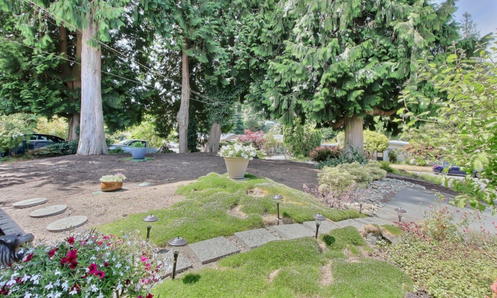 Property Photo:  30620 1st Place S  WA 98003 