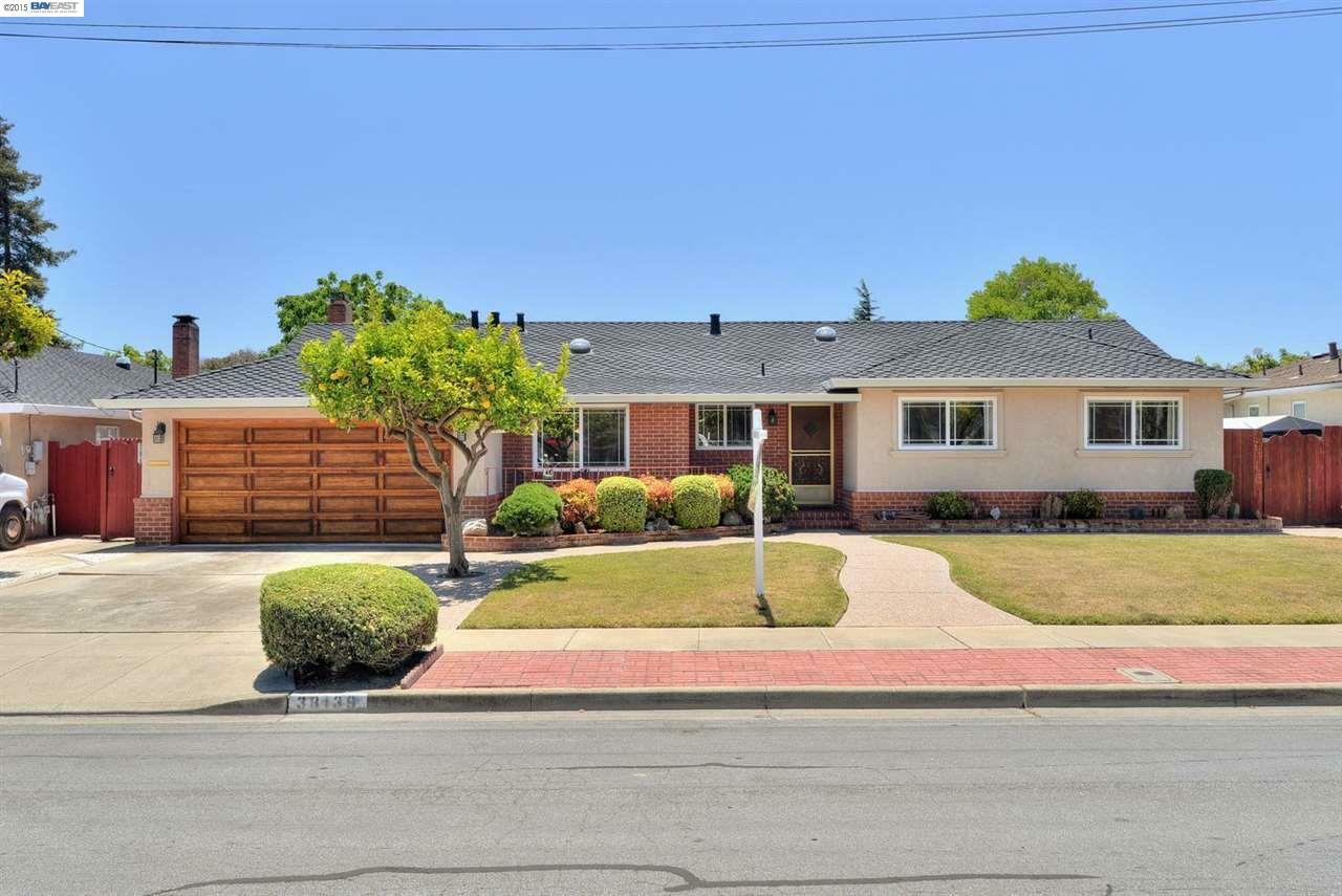 Property Photo: 38139 Blacow Rd CA 94536
