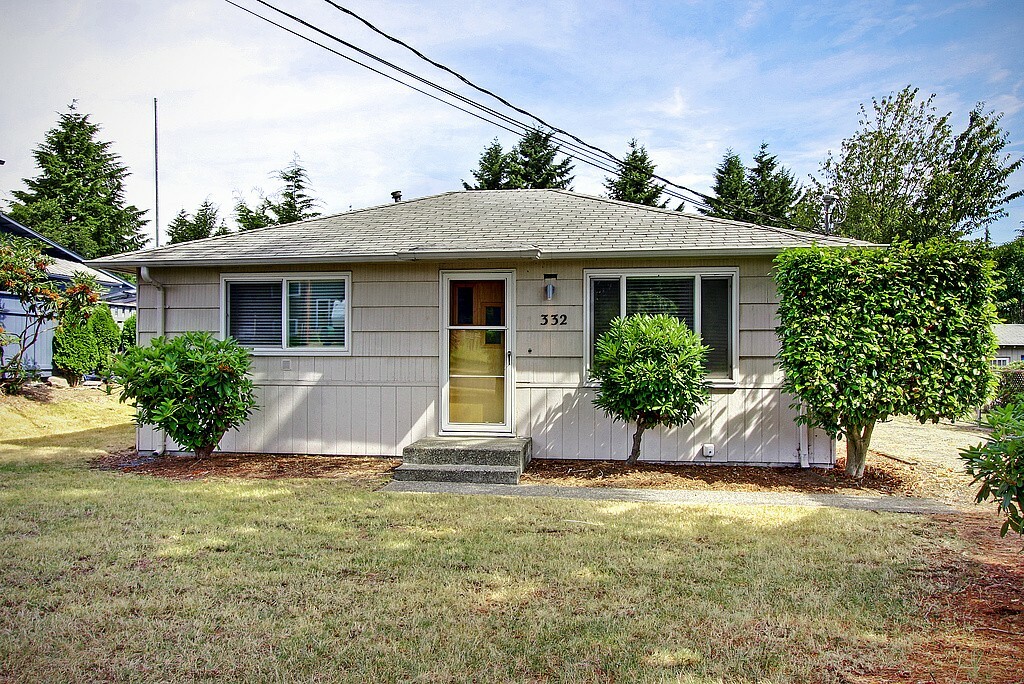 Property Photo:  332 S 184th  WA 98148 