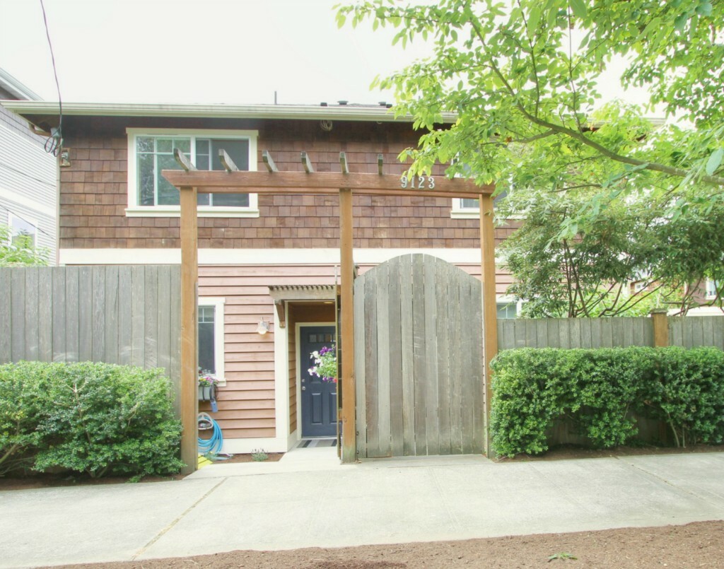 Property Photo:  9121 23rd Ave NE  WA 98115 