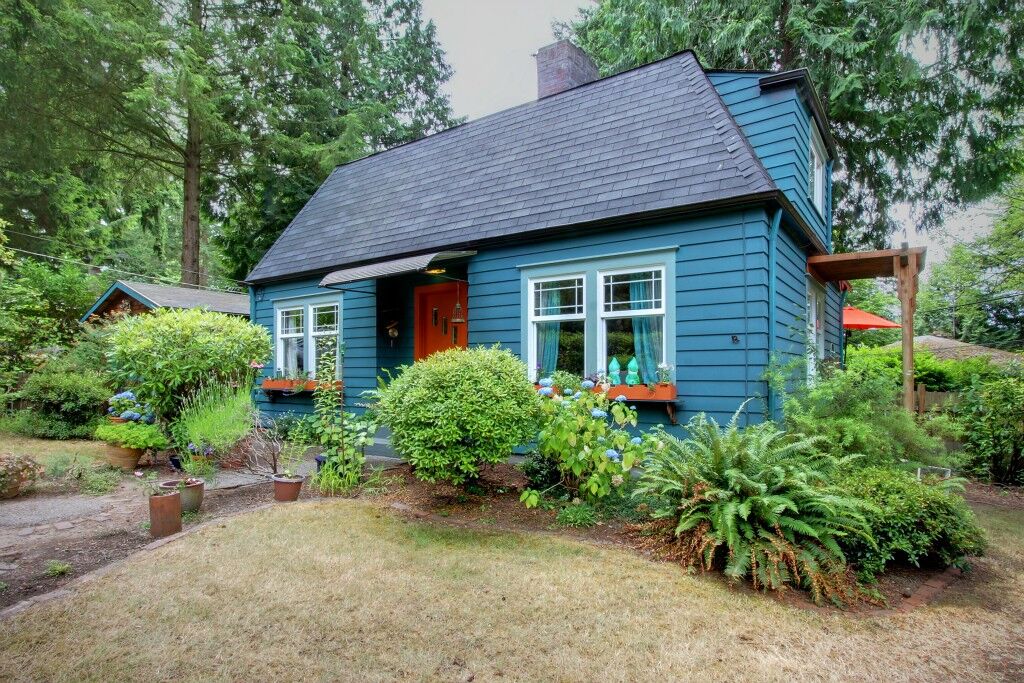 Property Photo: 2233 SW 149th St WA 98166