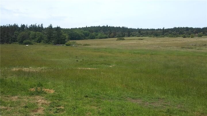 Property Photo: 252 A Fieldstone Rd WA 98250