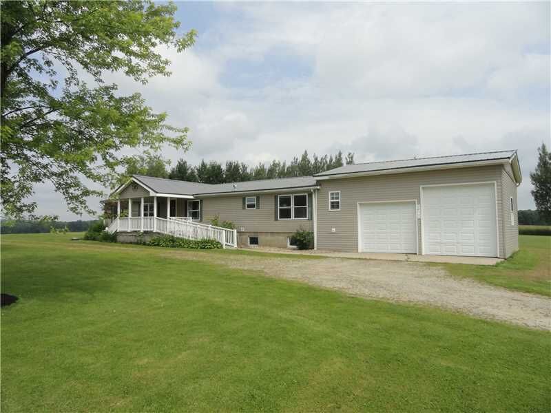 Property Photo: 20540 Irish Road PA 16412