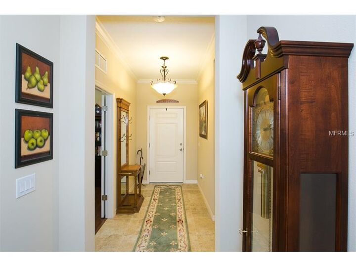 Property Photo: 1175 Collier Place FL 34293