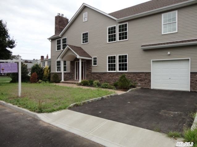 Property Photo:  91 Central Pky  NY 11743 