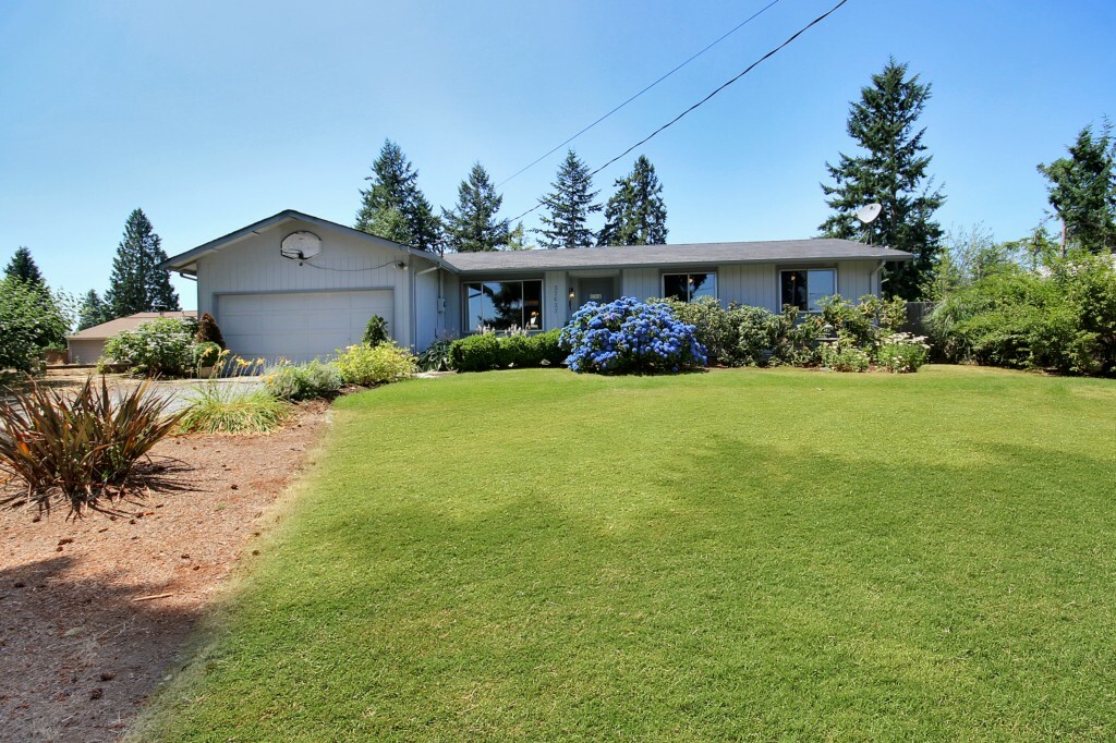 Property Photo: 37427 39th Ave S WA 98001