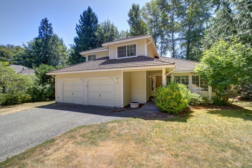 Property Photo:  17205 NE 132nd Place  WA 98052 