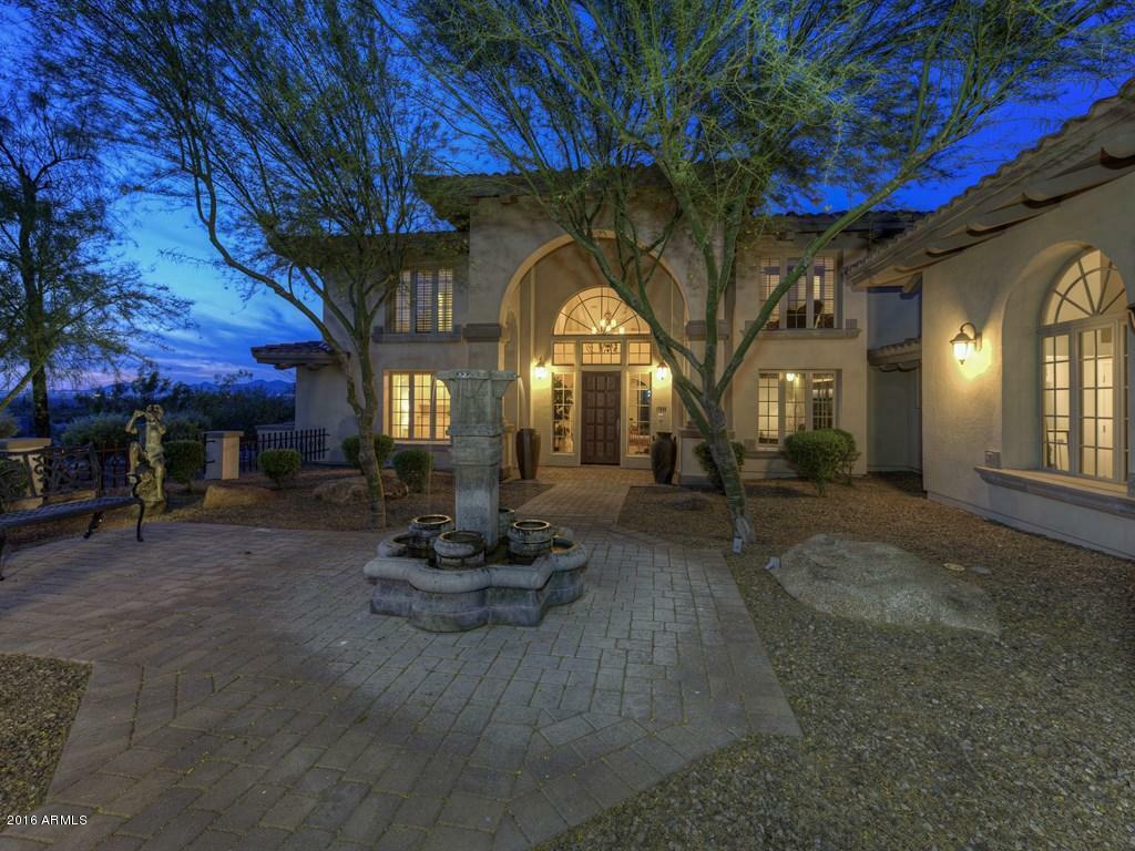 Property Photo:  17636 W Paseo Way  AZ 85338 