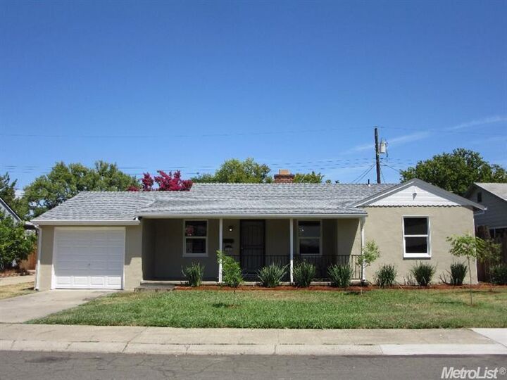 3701 56th Street  Sacramento CA 95820 photo