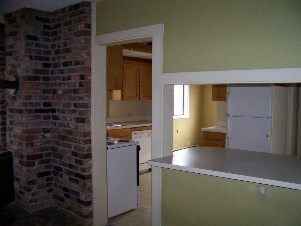 Property Photo: 403 N Oakes Ave WA 98922