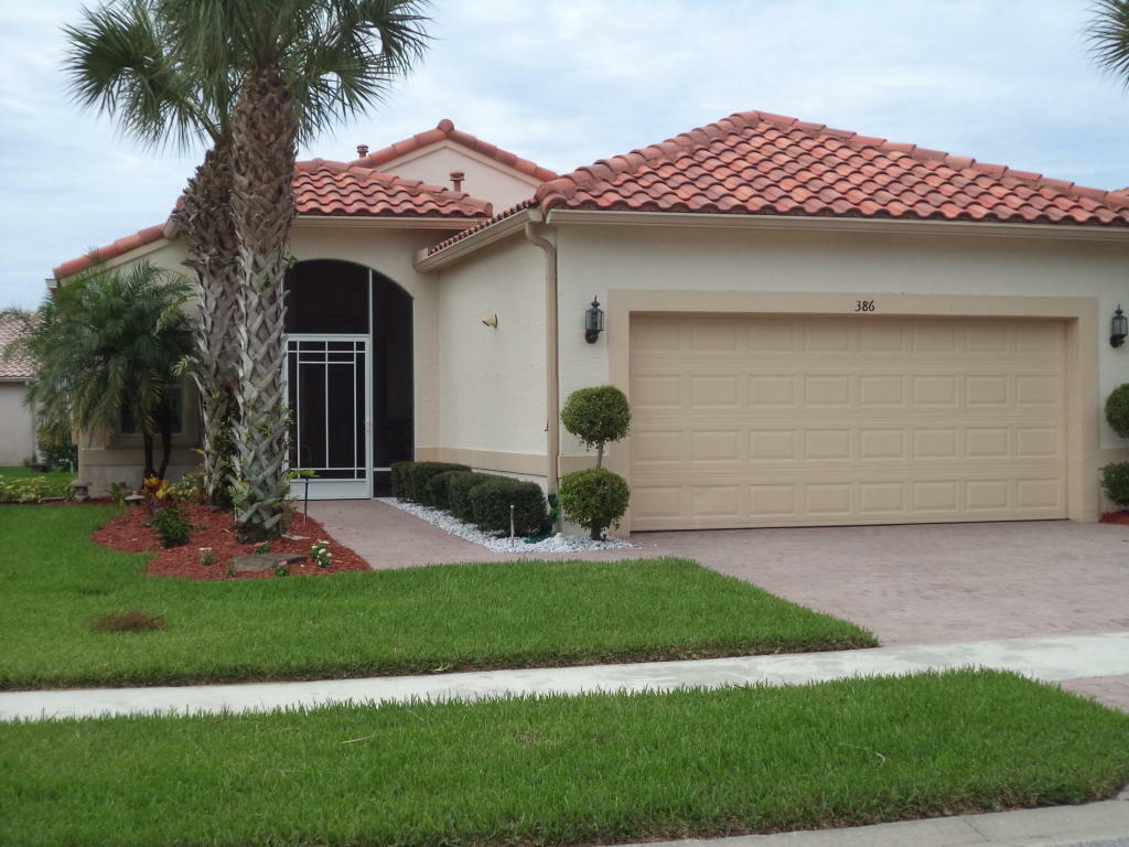 Property Photo:  386 NW Breezy Point Loop  FL 34986 