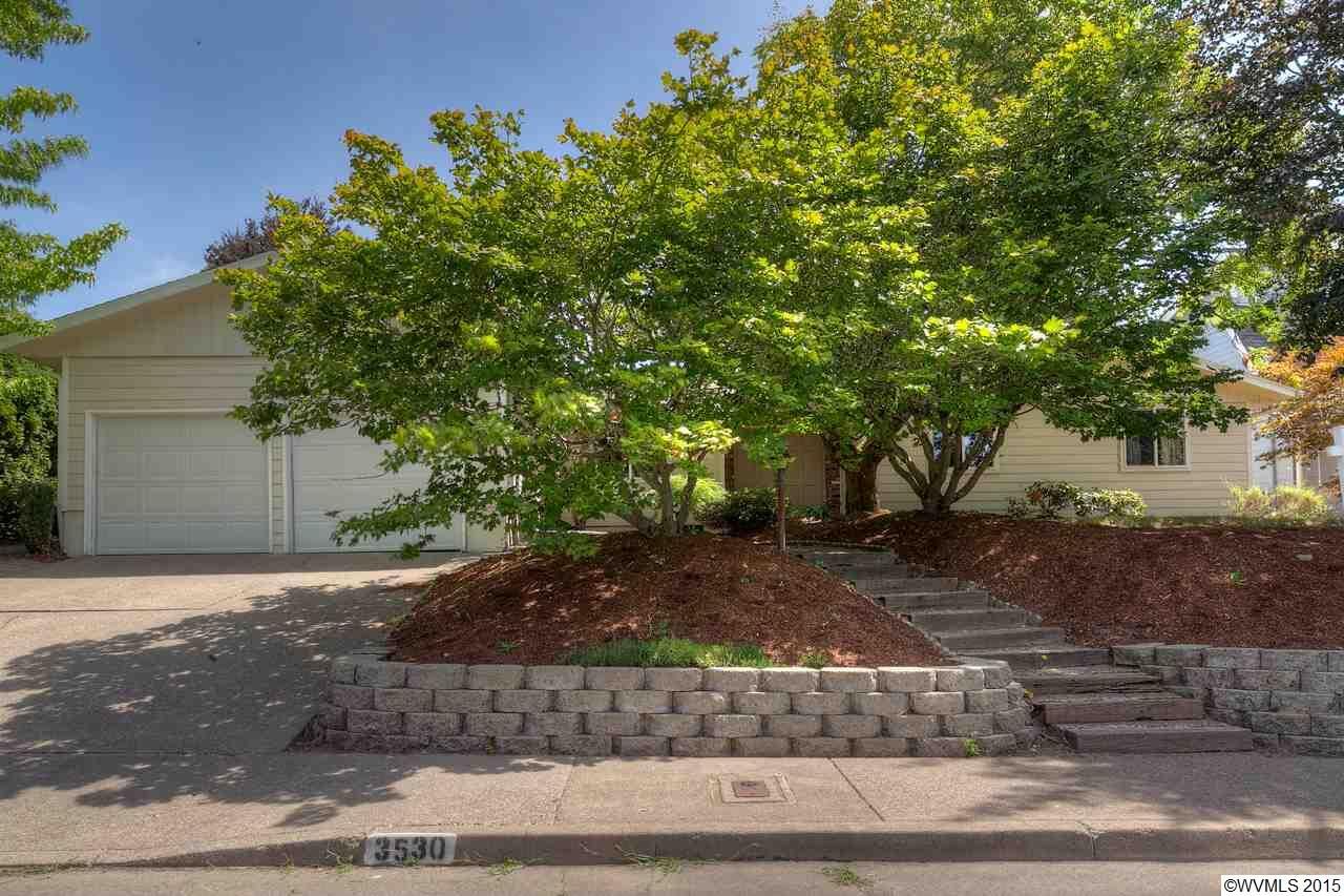 Property Photo:  3530 16th Ct S  OR 97302 