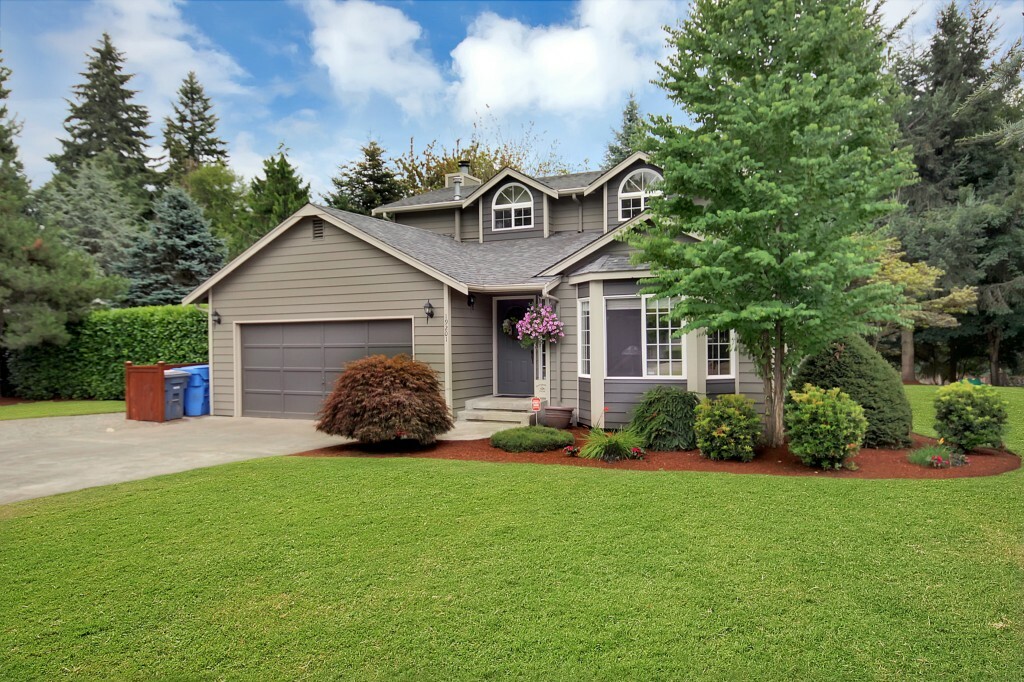 Property Photo: 19201 109th St E WA 98391