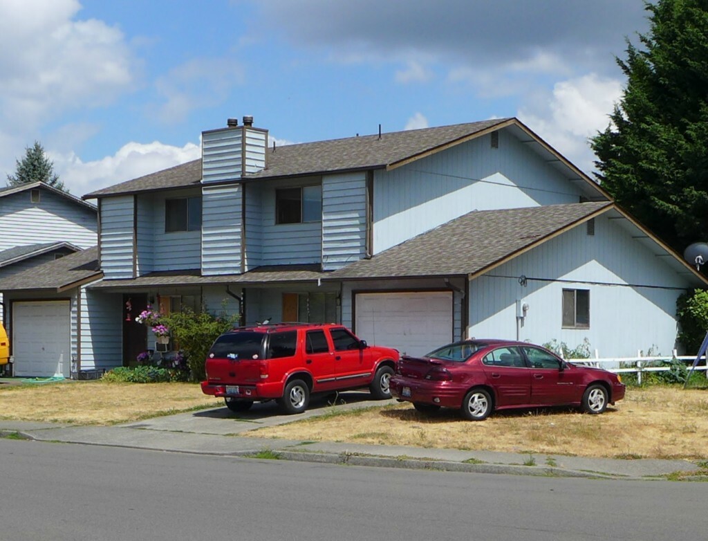 Property Photo: 1806 C St SE WA 98002