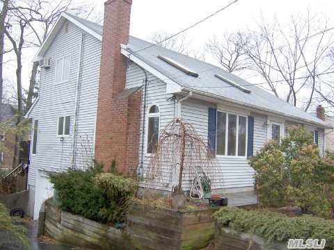 Property Photo:  28 Fountain Rd  NY 11778 