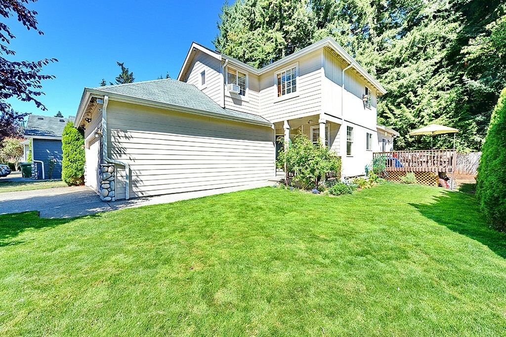 Property Photo:  19003 1st Ave SE  WA 98012 