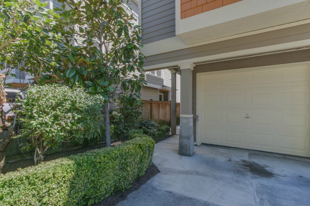 Property Photo:  7525 24th Ave NW  WA 98117 