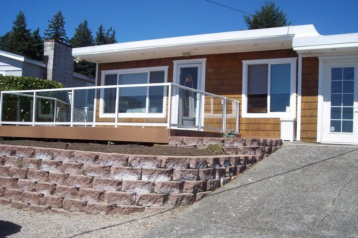 Property Photo: 4119 76th Place NW WA 98271