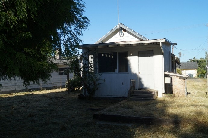 Property Photo:  1105 Harding Rd  WA 98520 