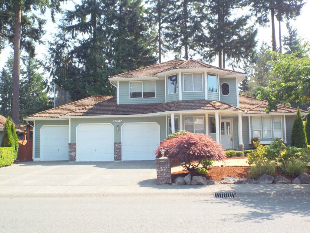 Property Photo:  26012 Lake Wilderness Country Club Dr SE  WA 98038 