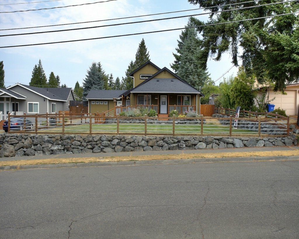 Property Photo: 4915 N 9th St WA 98406