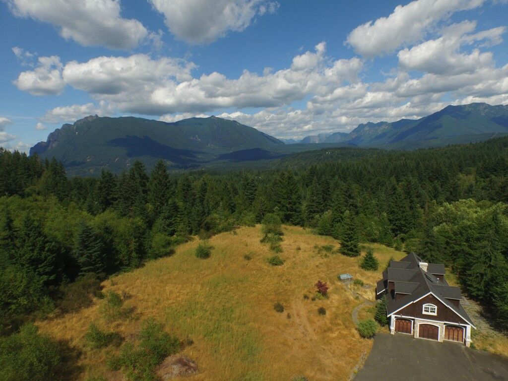 Property Photo:  16422 426th Wy SE  WA 98045 