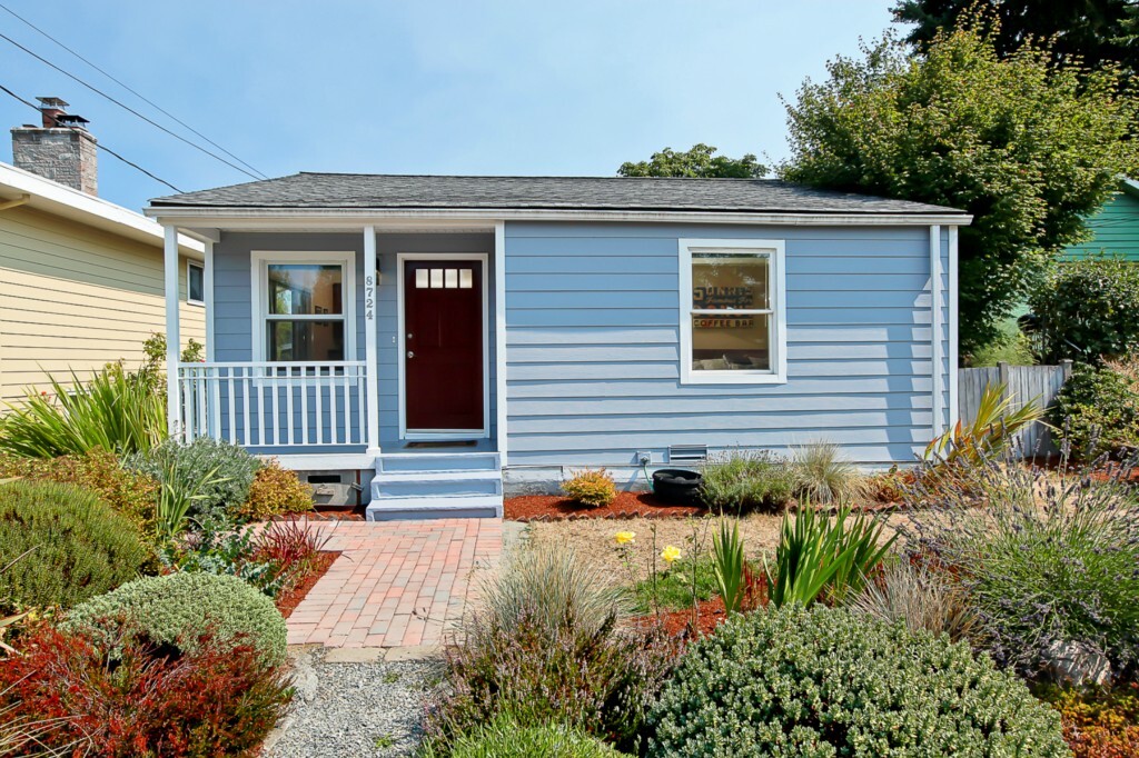 Property Photo:  8724 18th Ave NW  WA 98117 