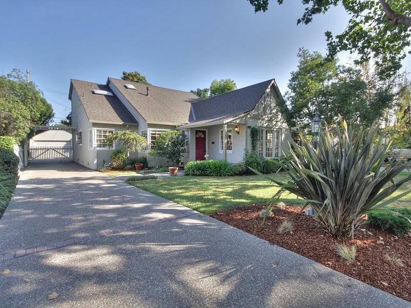 Property Photo:  1698 Naglee Avenue  CA 95126 