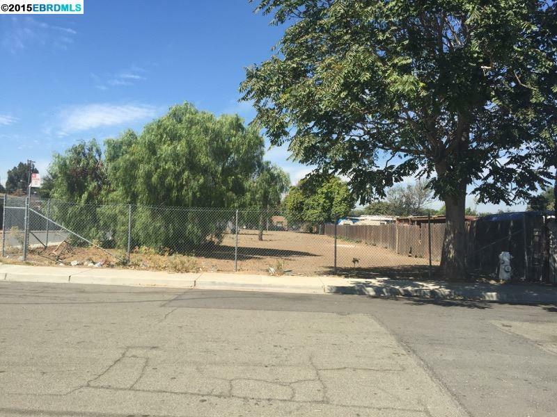 Property Photo:  177 Poinsettia Ave  CA 94565 