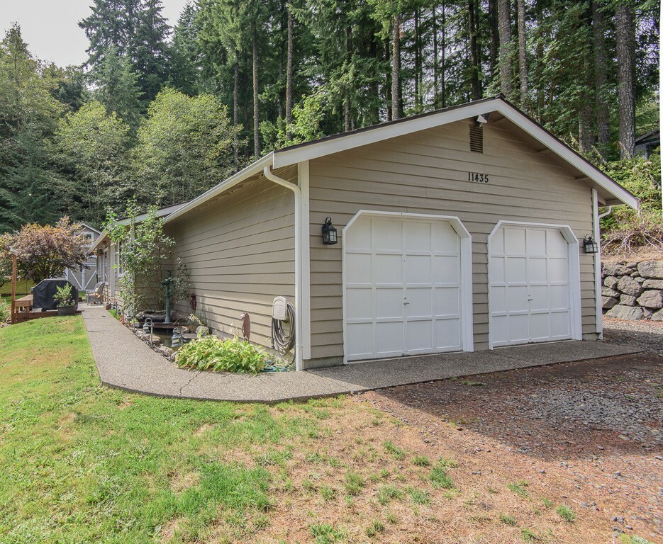 Property Photo:  11435 Symes Rd NW  WA 98312 