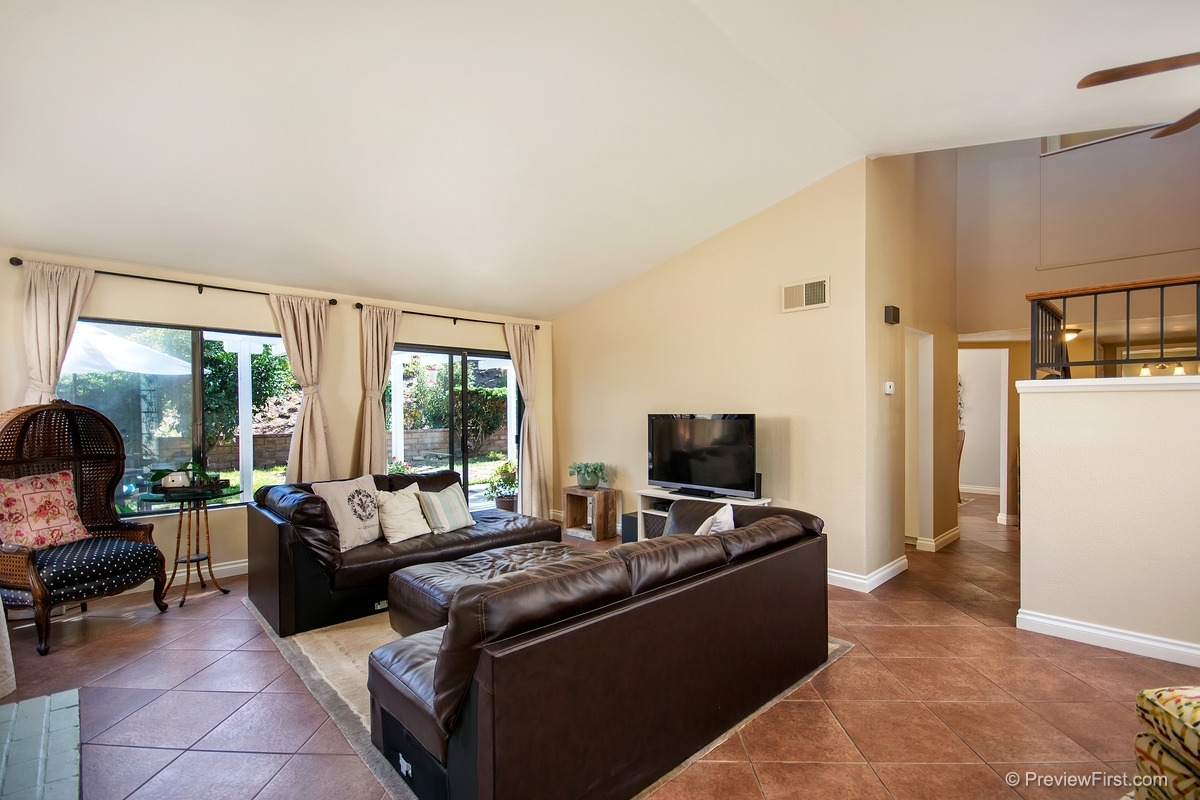 Property Photo:  905 Concord  CA 92081 