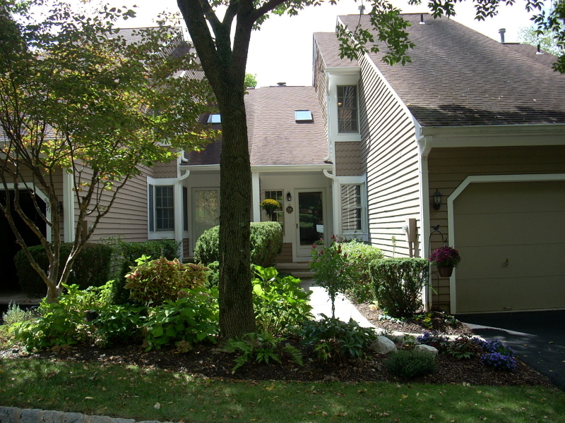 Property Photo:  70 N Edgewood Rd  NJ 07921 