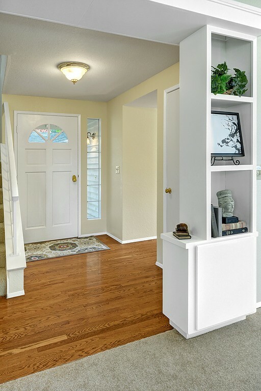 Property Photo: 6507 114th Ave SE WA 98006