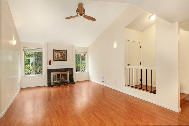 Property Photo: 15928 NE 15th St WA 98008