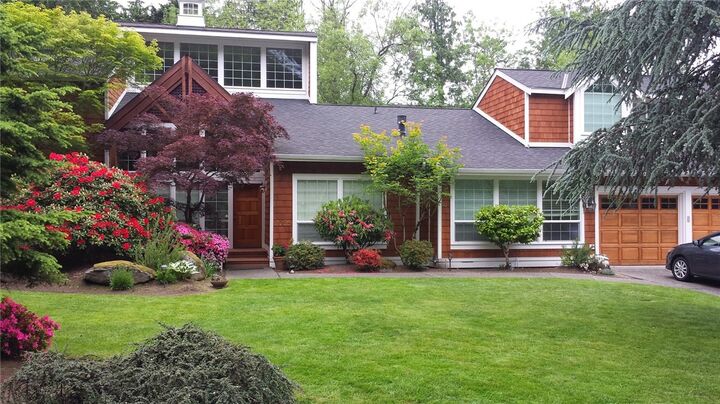 2025 80th Ave SE  Mercer Island WA 98040 photo