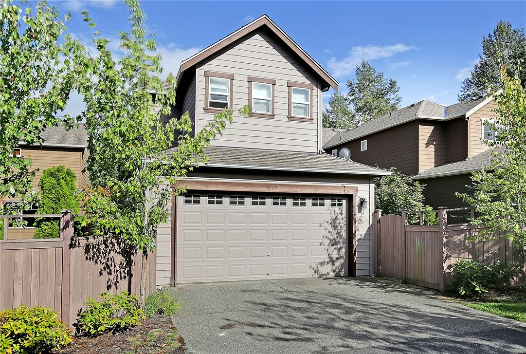 Property Photo:  8725 Swenson Dr SE  WA 98065 