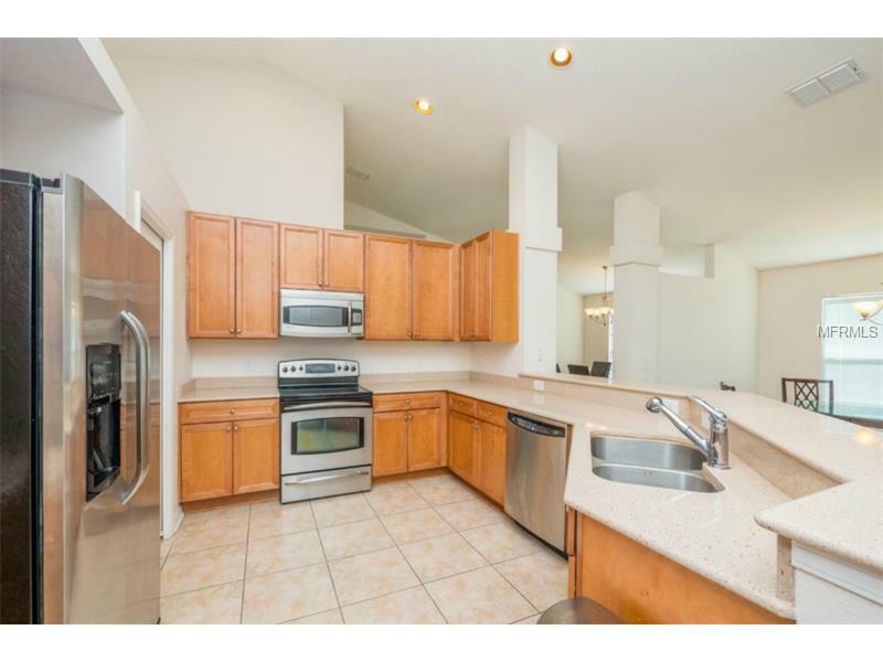 Property Photo: 5310 E 58th Terrace E FL 34203