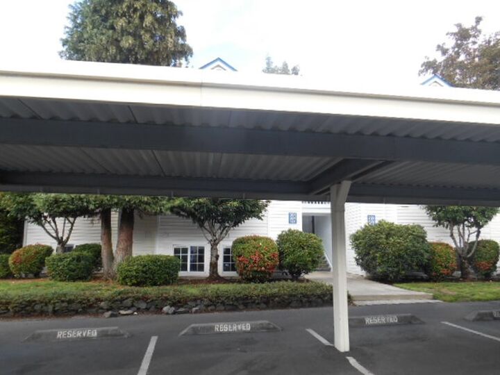 Property Photo:  11002 SE Petrovitsky Rd F101  WA 98055 