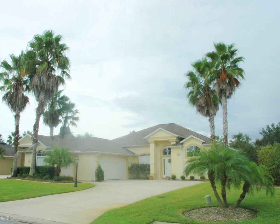 Property Photo:  3104 Waterway Place  FL 32128 