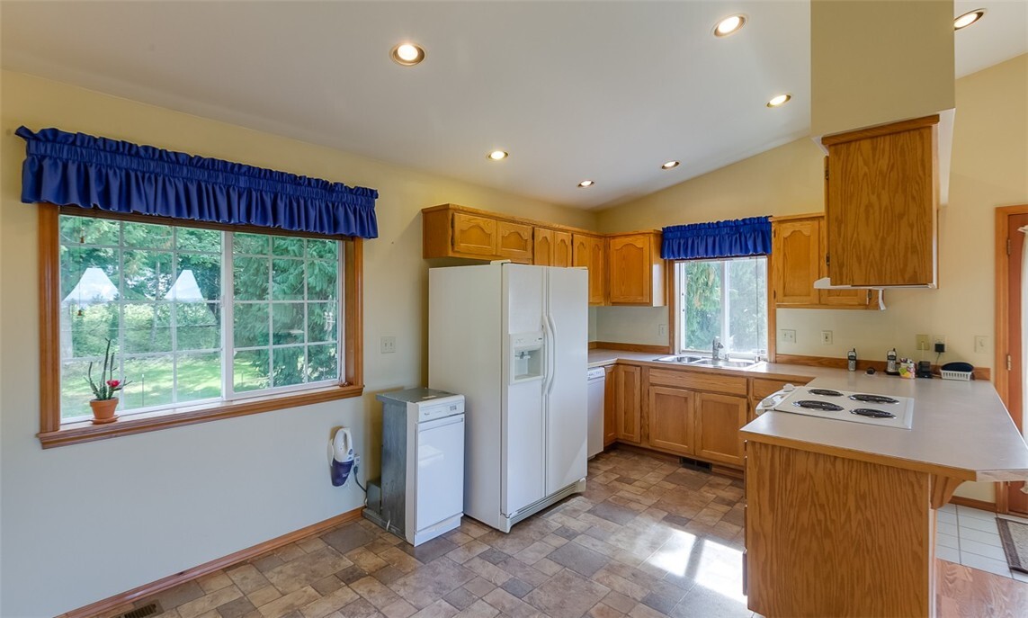 Property Photo:  21531 74th Ave NW  WA 98292 