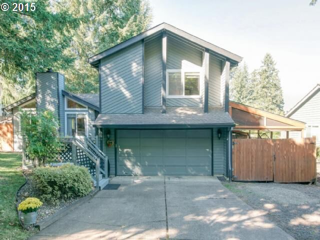 Property Photo: 13425 SW Saratoga Ln OR 97008