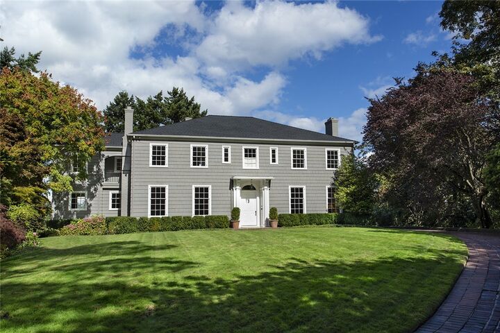 2520 Mount Baker Dr S  Seattle WA 98144 photo