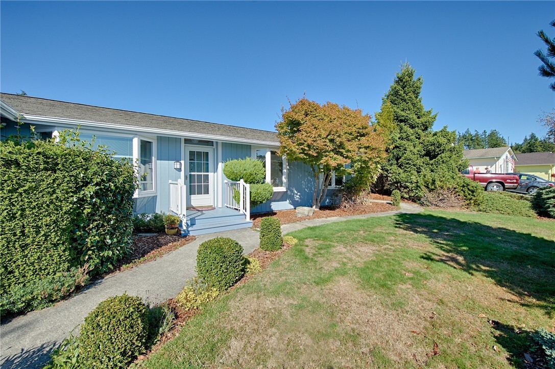 Property Photo:  5610 Rosario Wy  WA 98221 
