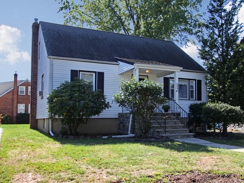 Property Photo:  294 W Lincoln Ave  NJ 07204 