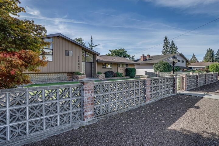 Property Photo:  1803 NW 204th St  WA 98177 