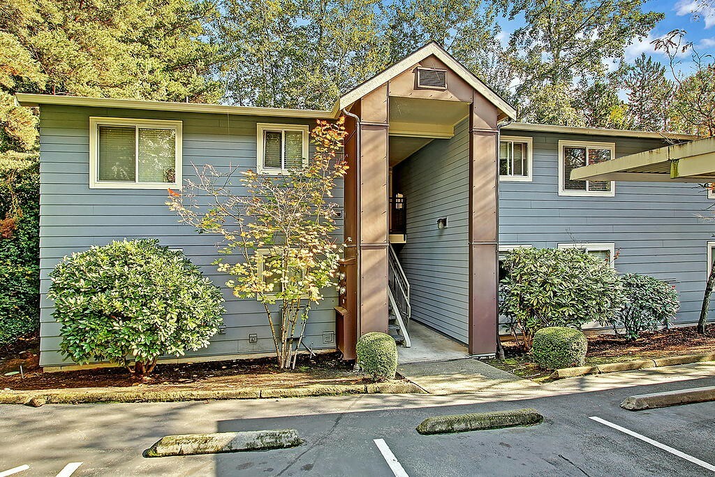 Property Photo: 12619 100th Lane NE I241 WA 98034