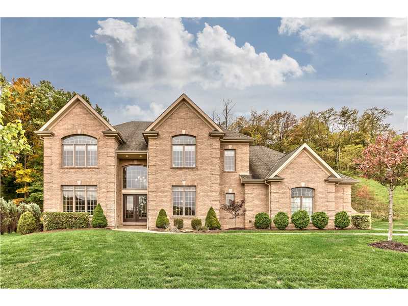 Property Photo: 9701 Foxgrove Lane PA 15101