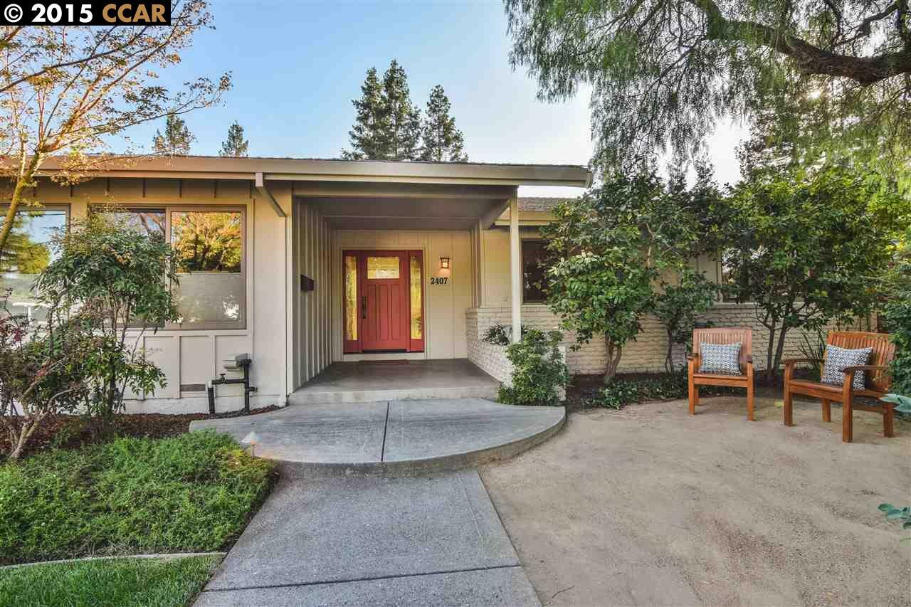 Property Photo: 2407 Lomond Ln CA 94598